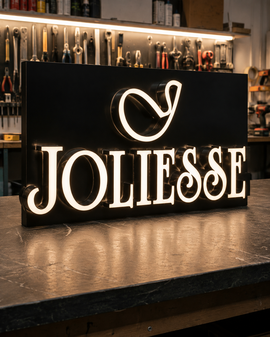 JOLIESSE Işıklı Tabela Uygulaması uygulama fotoğrafı